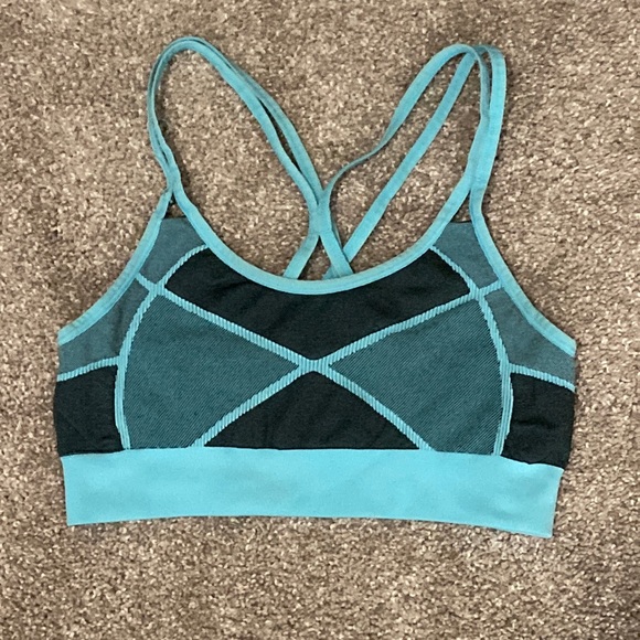 Athletic girls sports bra - Picture 1 of 3